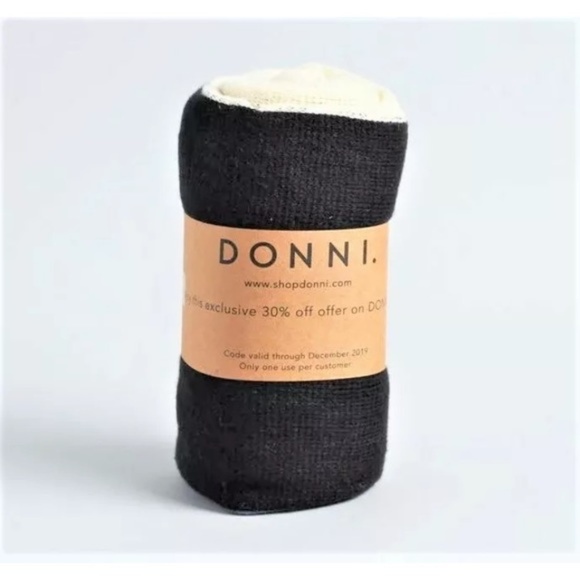 New in package Donni Tri Colored Scarf - Picture 2 of 4